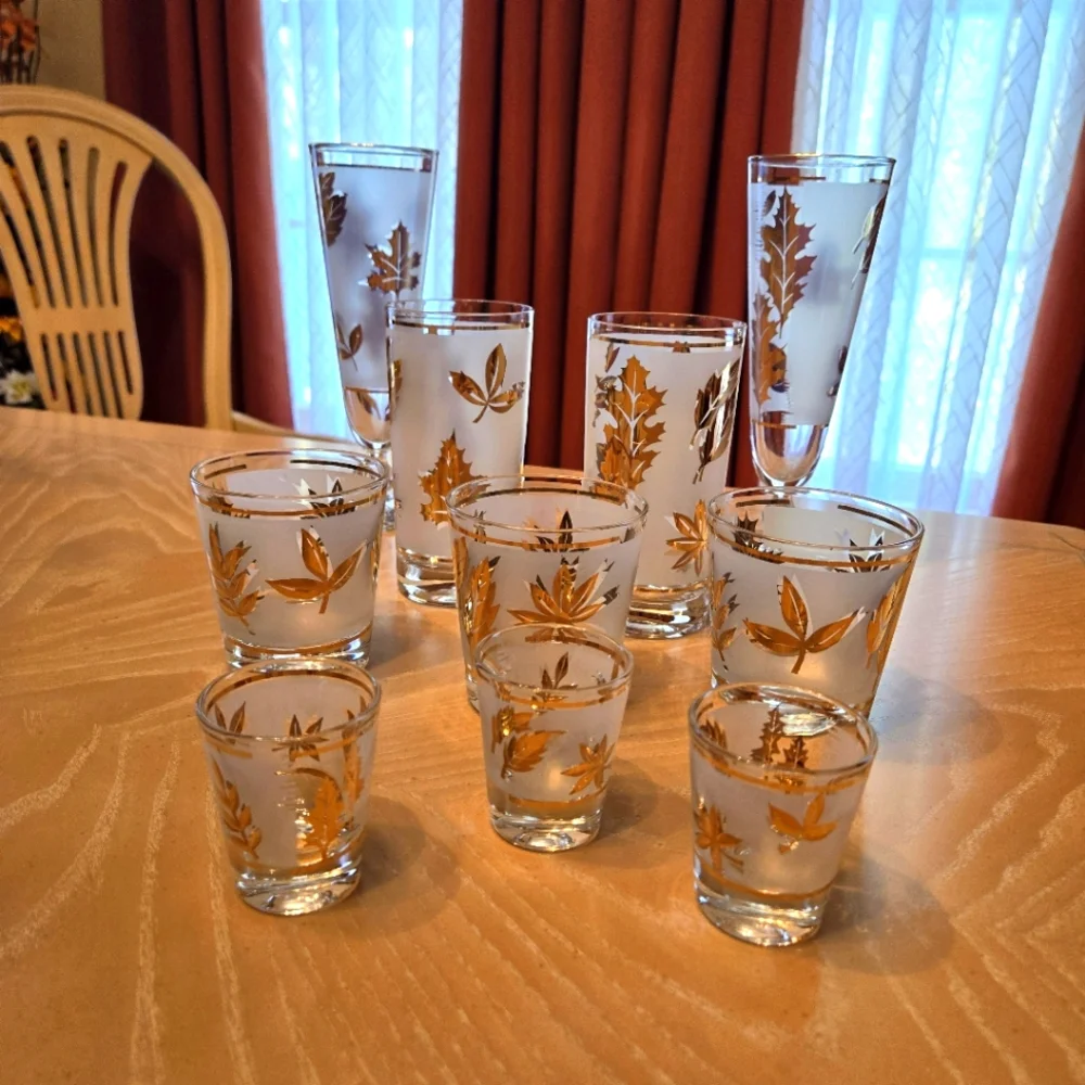 Vintage Gold Leaf 3-2-3-3 Bar Glasses, 3 Pilsner, 2 Tumbler, 3 Highball, 3 Shot